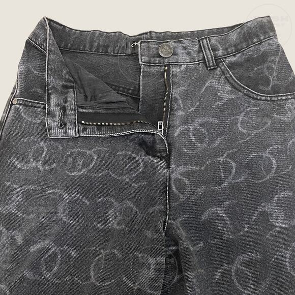 CHANEL 23B 2024 Runway Jeans 34 FR | Black Denim, White CC Logo, Baggy Oversized - Picture 8 of 14